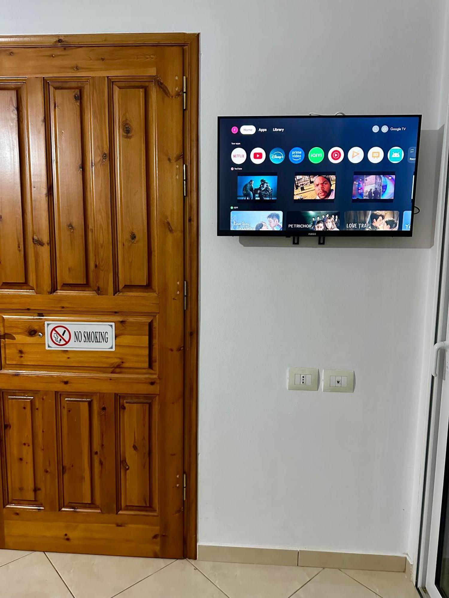 Fane'S Apartments Химара Экстерьер фото